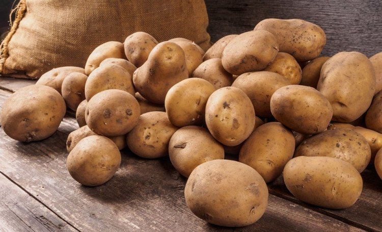 Dmitriy Gutkovskiy - Shutterstock Conserver ses pommes de terre plus longtemps